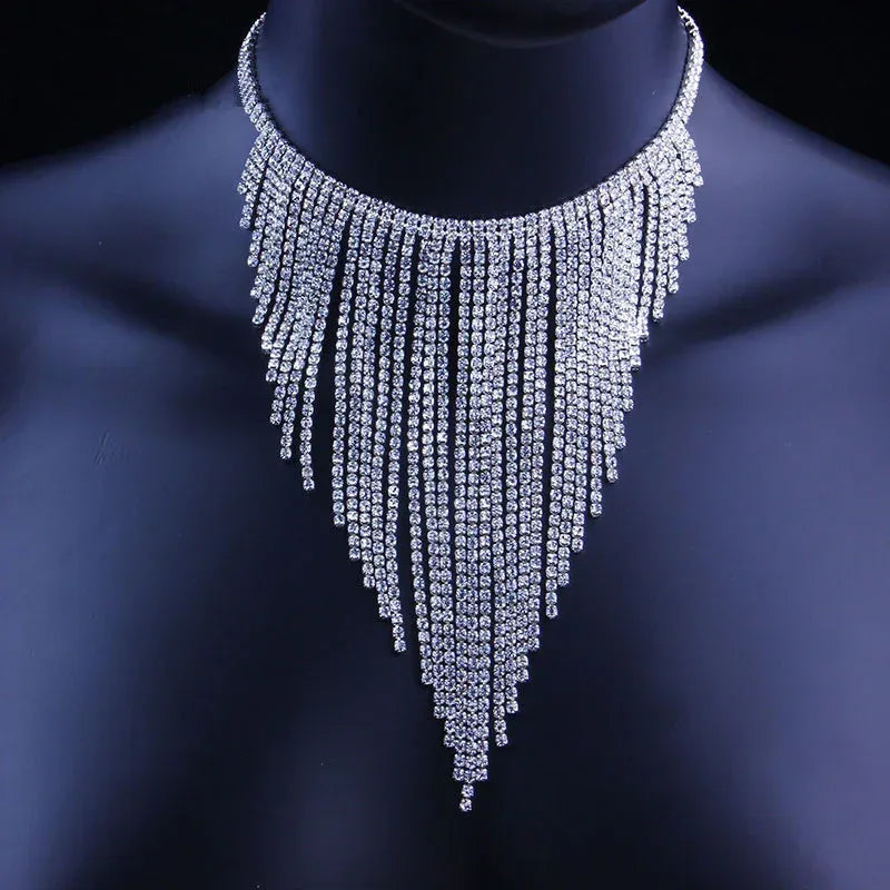 exaggerated-new-diamond-studded-clavicle-chain - Viexta
