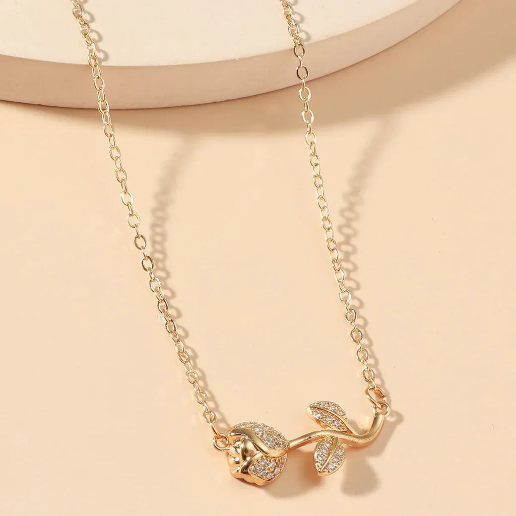 Rhinestone Love Rose Chain Necklace - Viexta