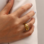 Hexagram zircon ring
