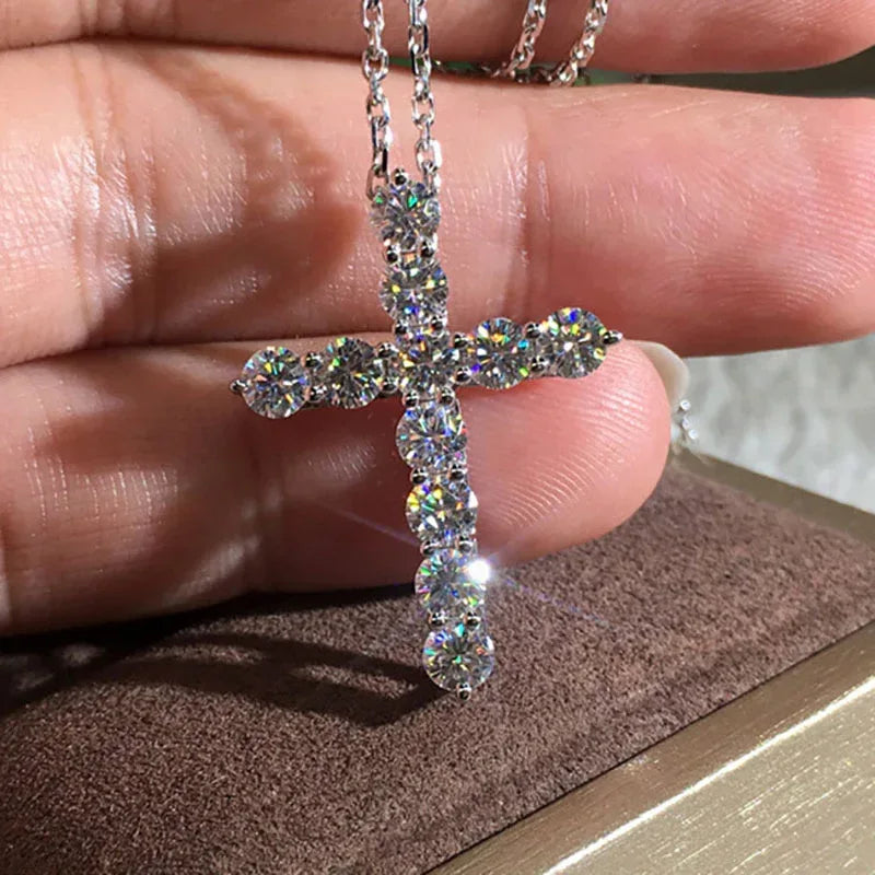 trend-diamond-cross-necklace - Viexta