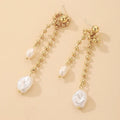 Baroque Pearl Metal Earrings - Viexta