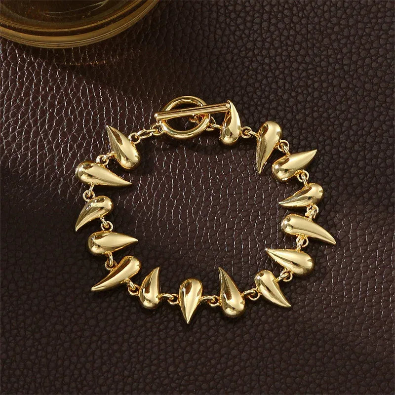 thorn-stitching-water-drop-pendant-bracelet - Viexta