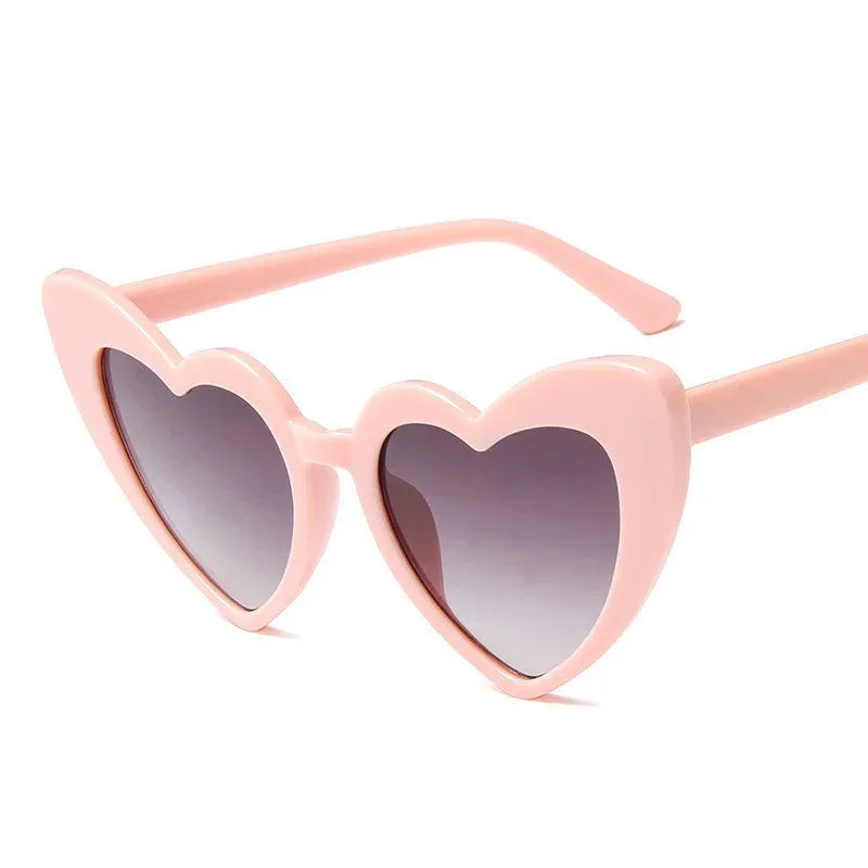 Fashion Love Big Face Thin Sunglasses - Viexta