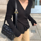 Slimming V-neckline Cross Knitted Sweater - Viexta