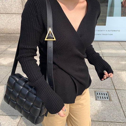 Slimming V-neckline Cross Knitted Sweater