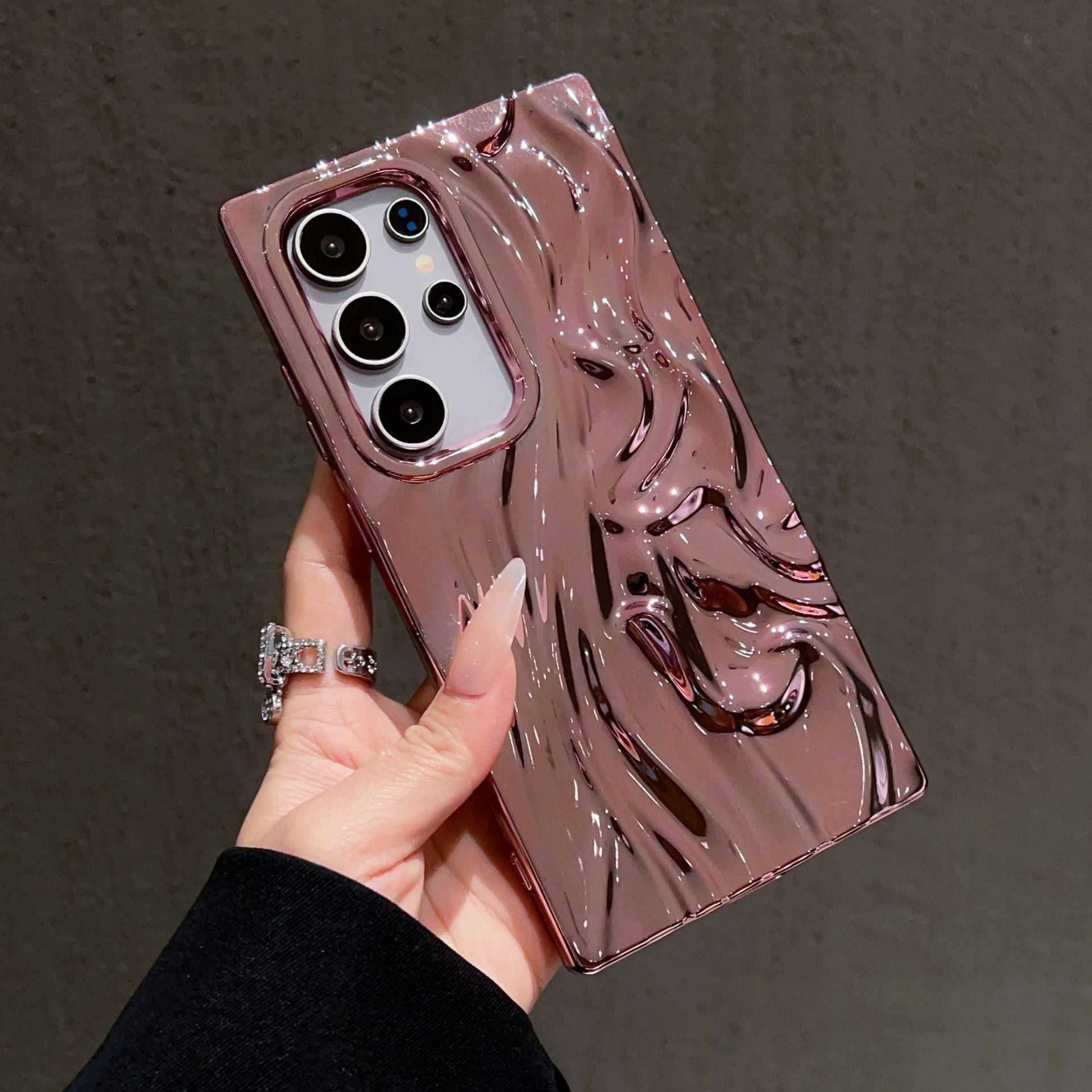 Three-dimensional Pleated Samsung Case