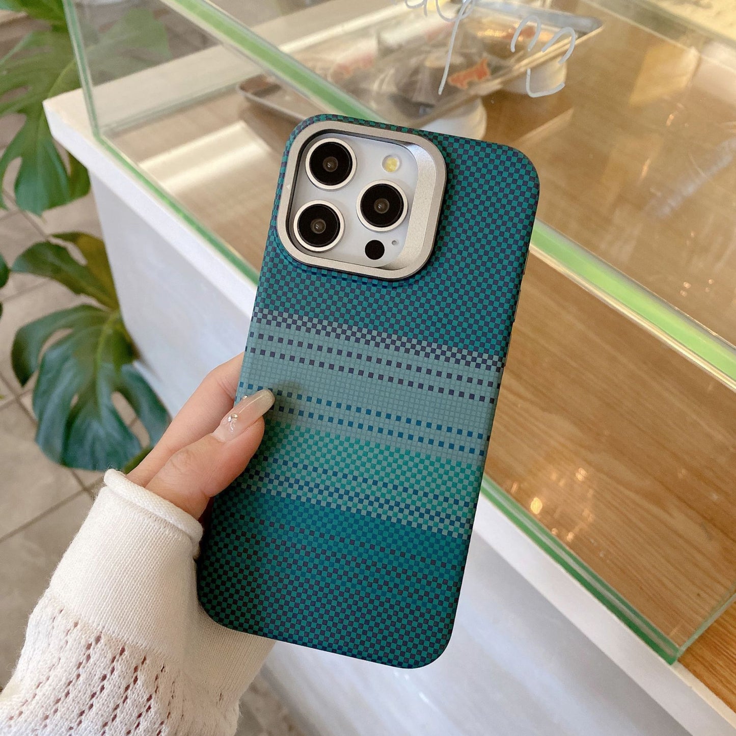 Magnetic Metal Lens Holder iPhone Case