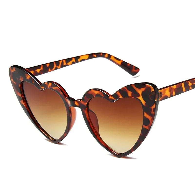 Large Frame Heart Statement Glasses - Viexta