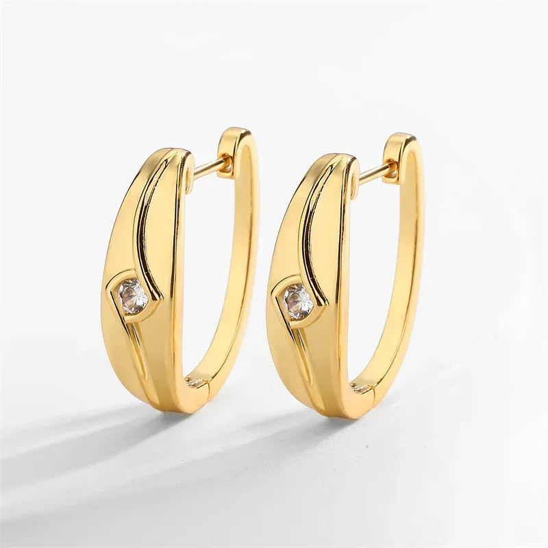 Hexagon Zircon-embedded Earrings - Viexta