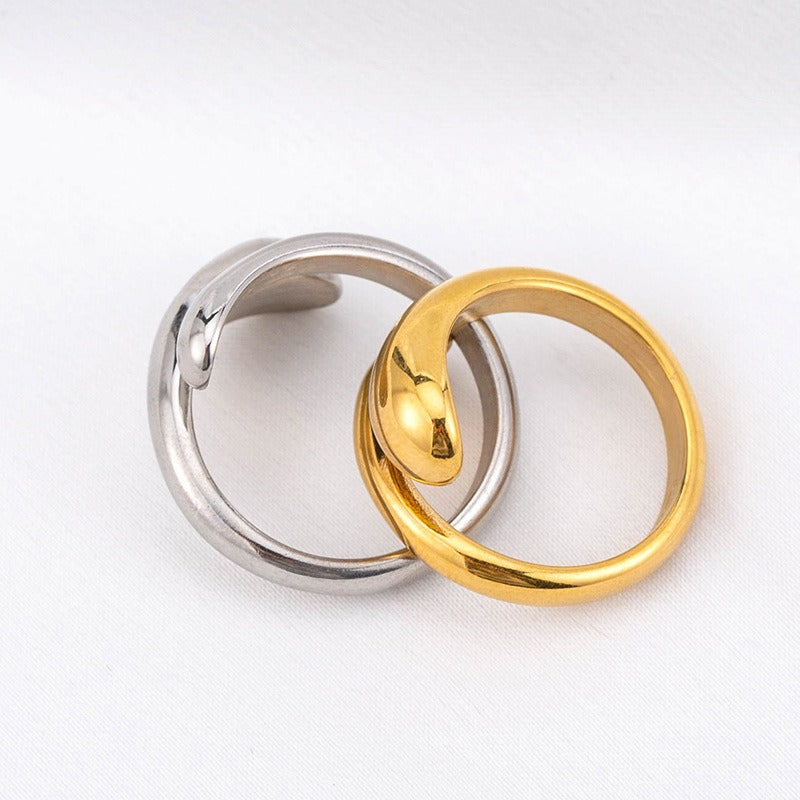 Plain smooth titanium steel water drop opening ring