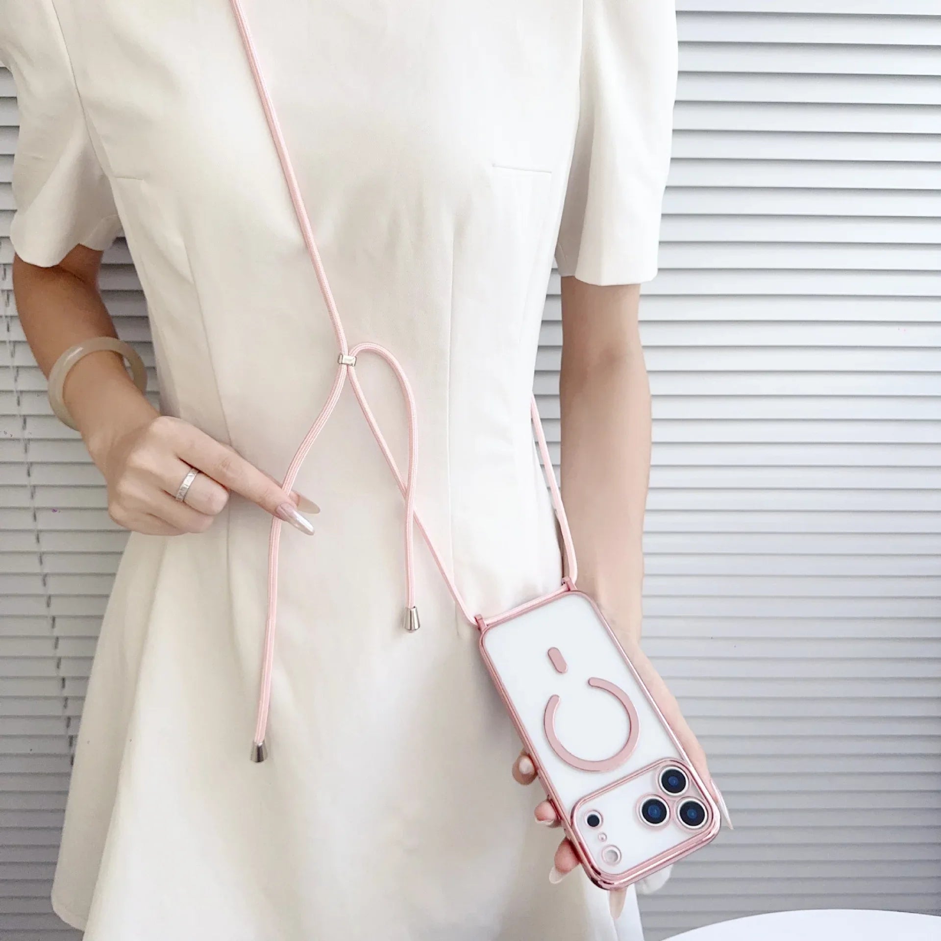 Magnetic Wireless Charging Lanyard iPhone Case - Viexta