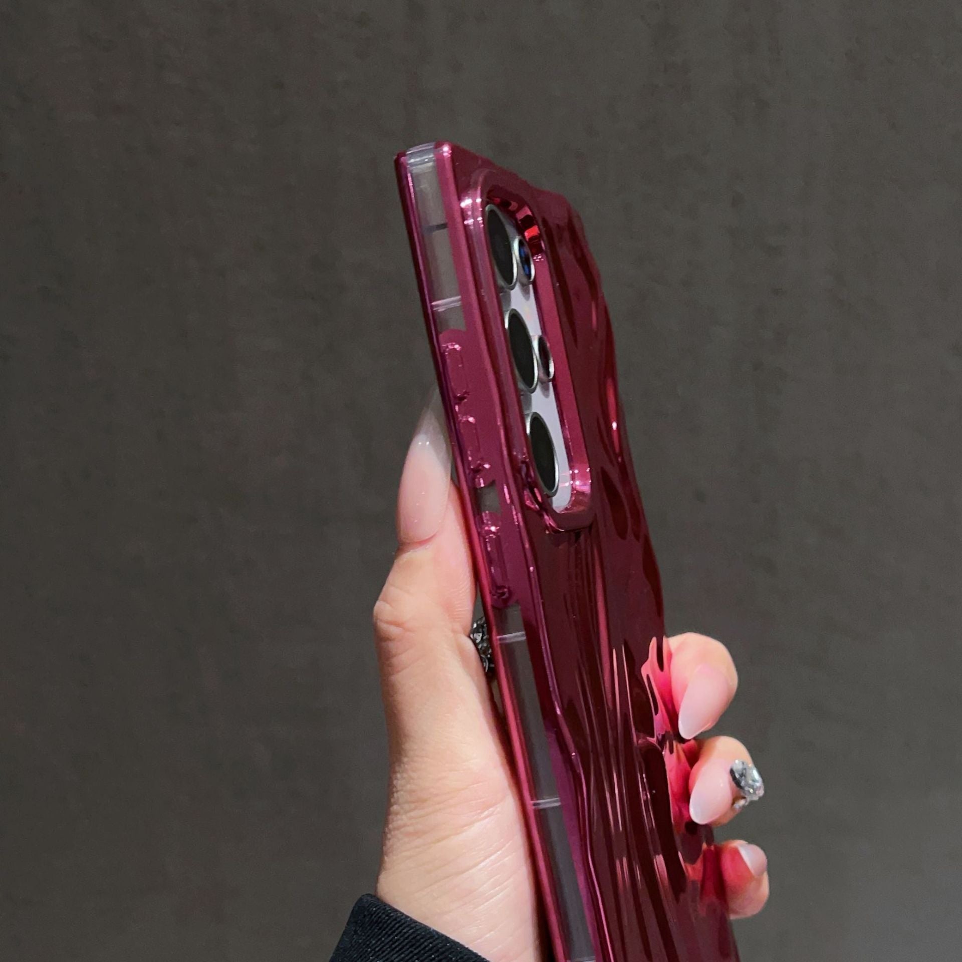 Three-dimensional Pleated Samsung Case