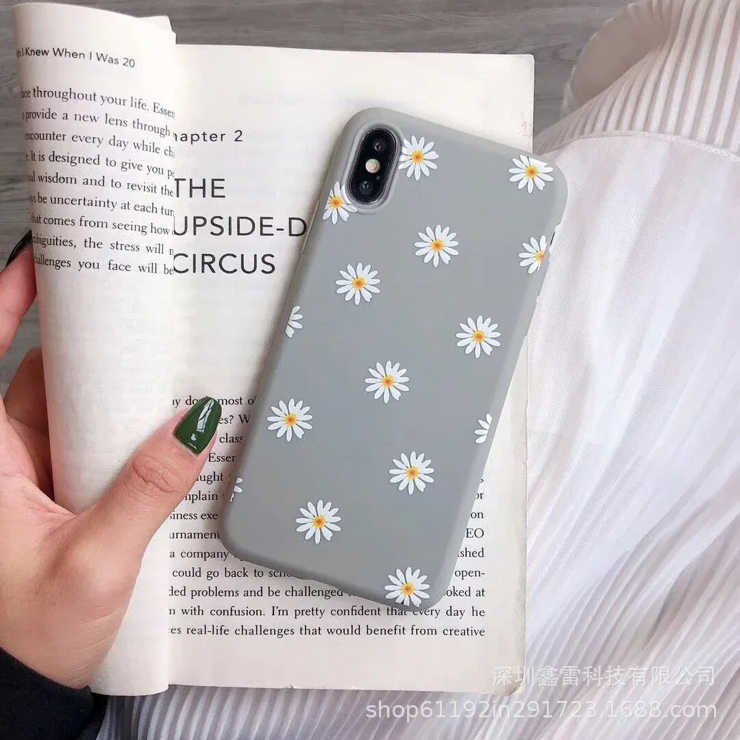 Small daisy iPhone case - Viexta