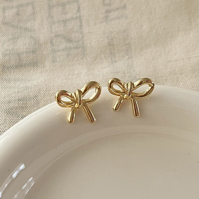 Retro Hong Kong Golden Versatile Earrings