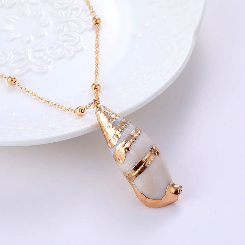 Women's Beach Shell Gold-plated Edge Pendant Necklace