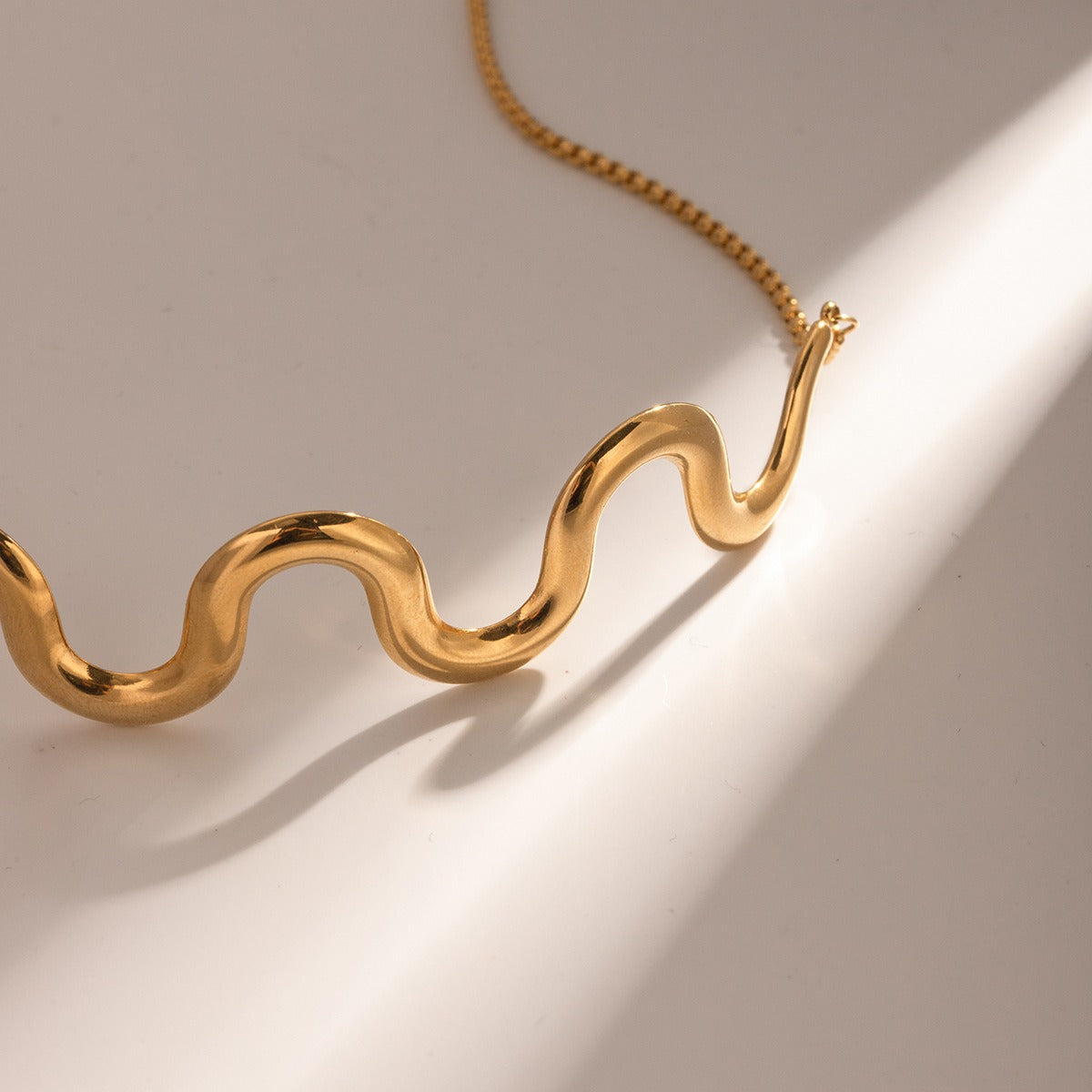 Gold Plated Stainless Steel Wave Pull Necklace Jewelry