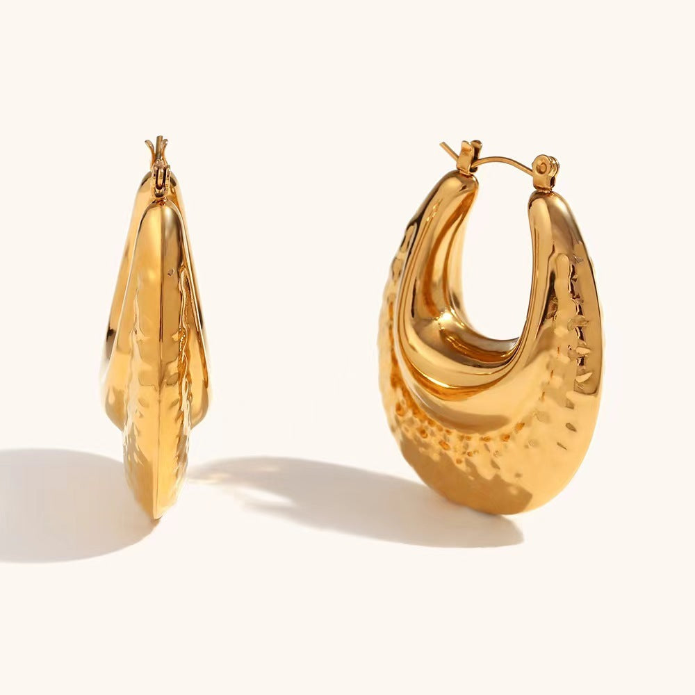 Beat Pattern Glossy Oval Earrings