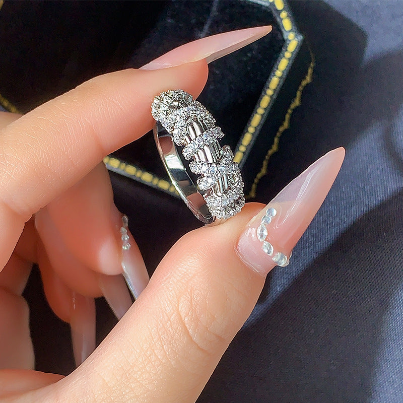 Colored Thread Twisted Inlaid Zircon Ring