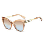Fashionable Cat-Eye Sunglasses In Bold Contrasting Colors - Viexta