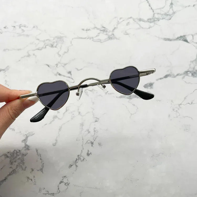 Love Retro Small Frame Eyes Glasses - Viexta