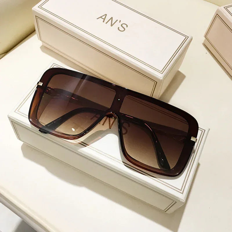 Women's Integrated Large Frame Sunglasses - Viexta