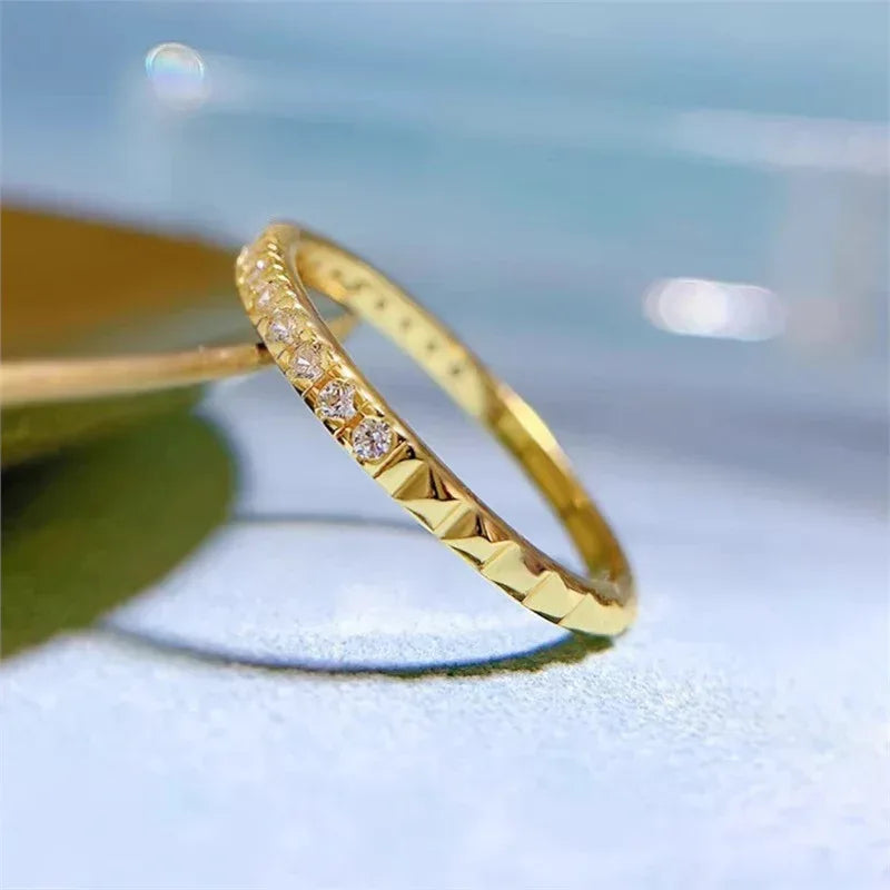 Womens Square Rivet Diamond-Encrusted Ring - Viexta