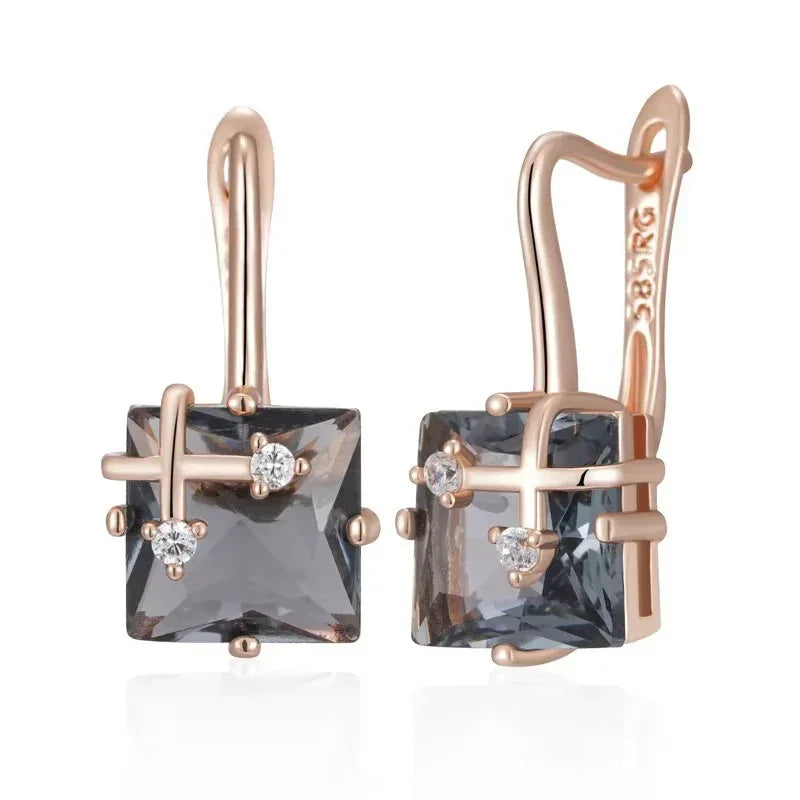 Hollow Pattern Heart-shaped Earrings - Viexta