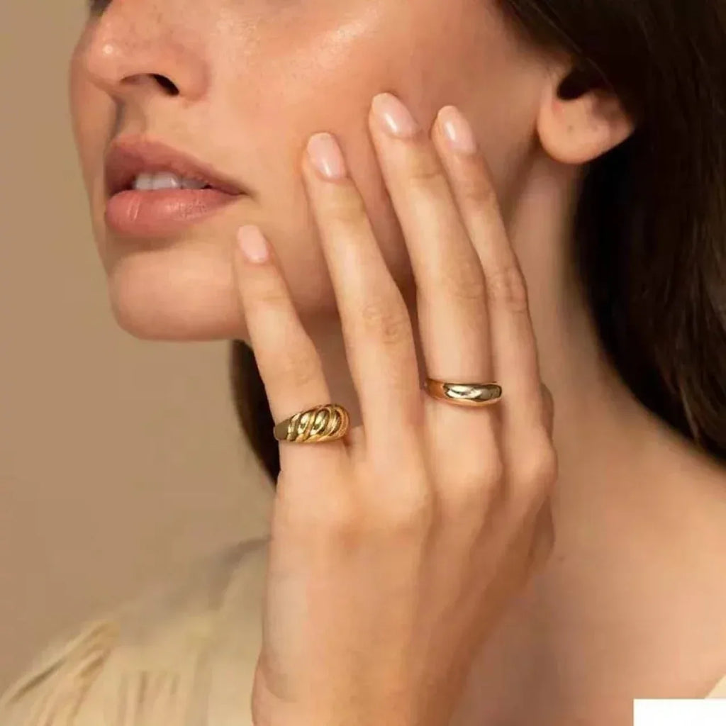 niche-horn-titanium-steel-18k-gold-plated-ring - Viexta