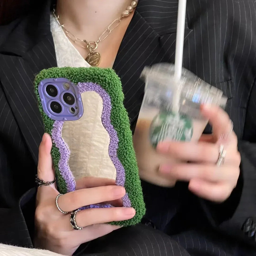 plush-patch-mirror-iphone-case - Viexta