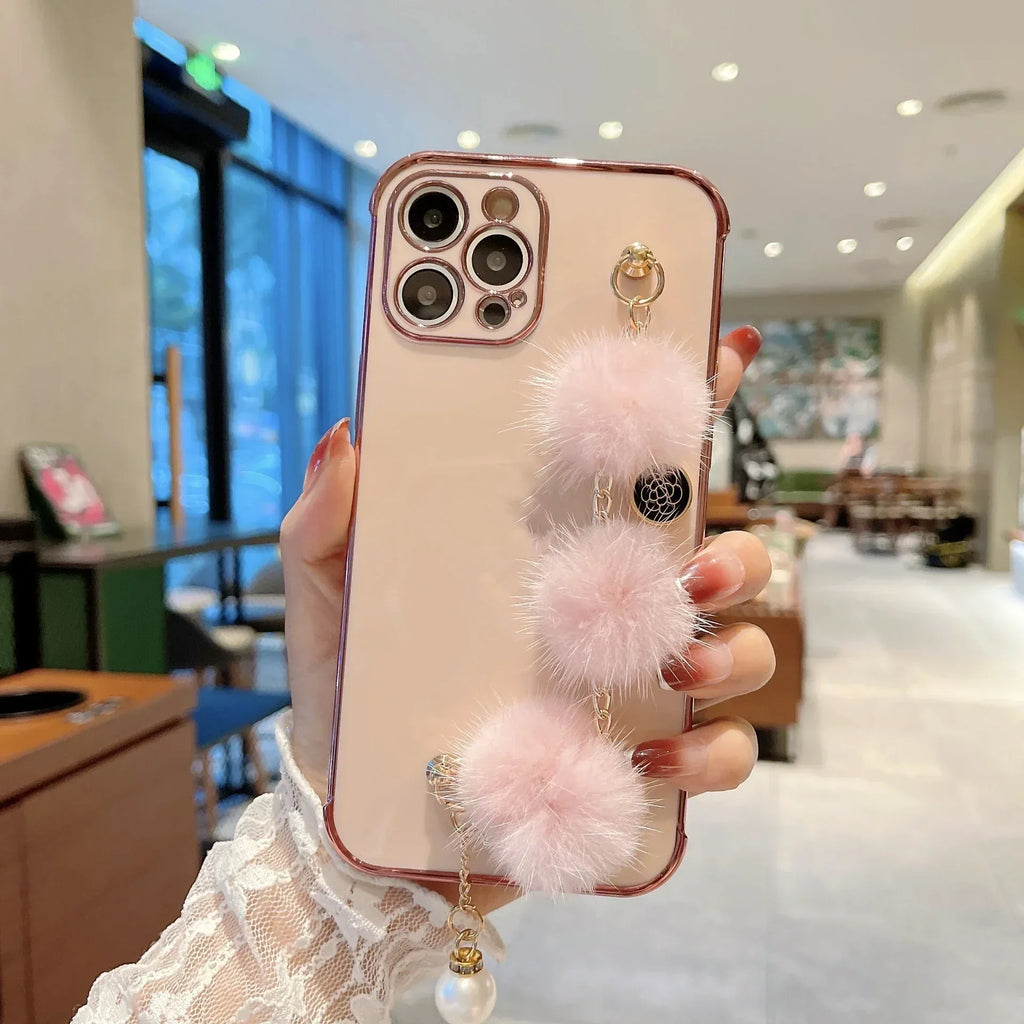 plush-bracelet-iphone-case - Viexta