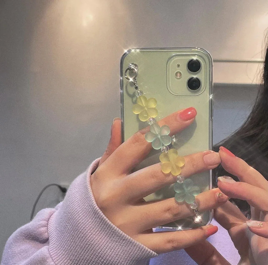 korean-wind-butterfly-bracelet-iphone-case - Viexta