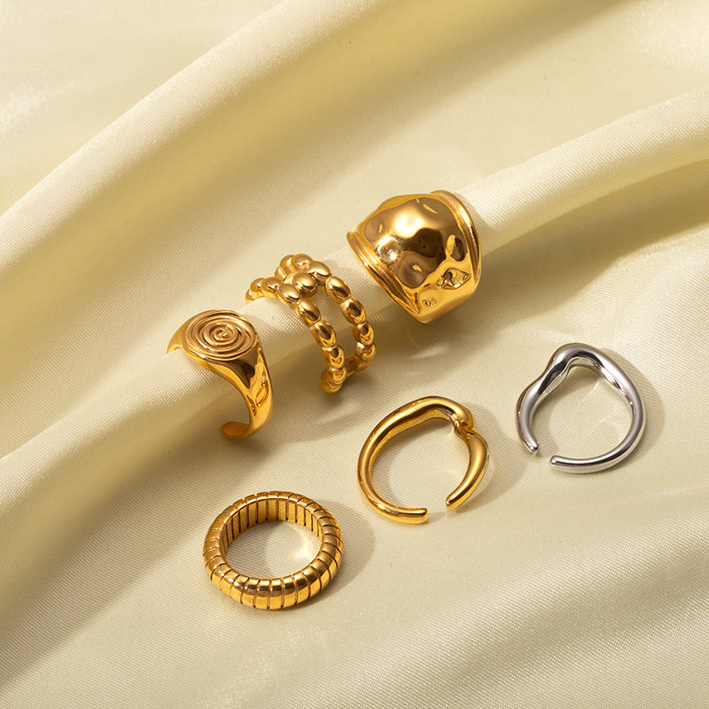 Openable 18k Rings