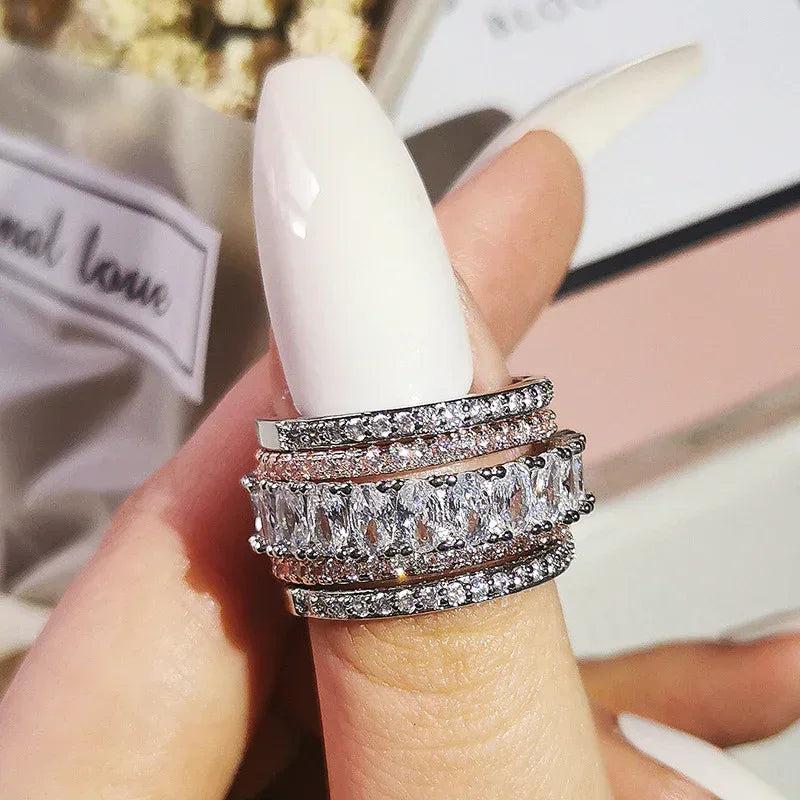 Luxe Wedding Ring - Viexta