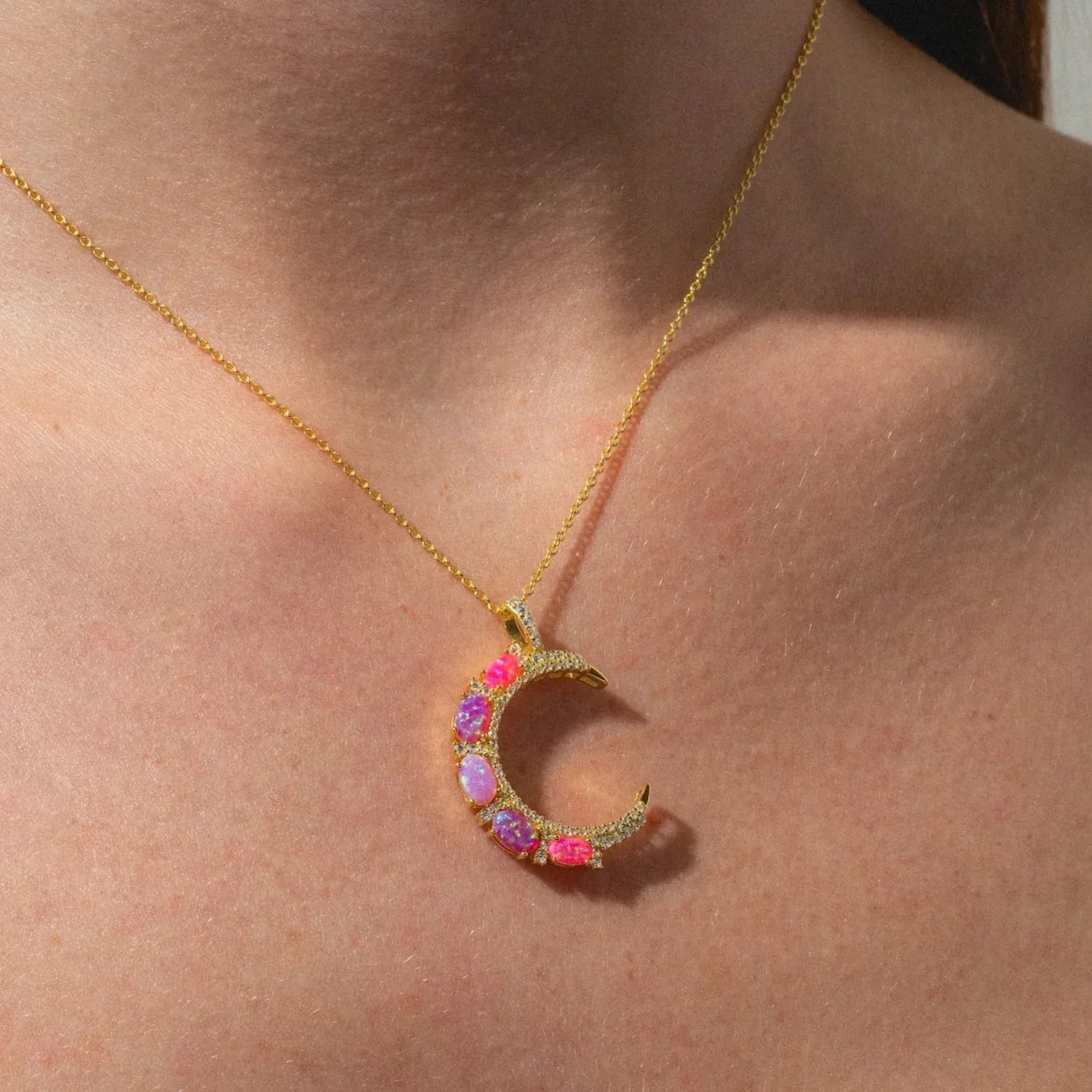 Opal Moon Necklace Diamond Inlaid Clavicle Chain - Viexta