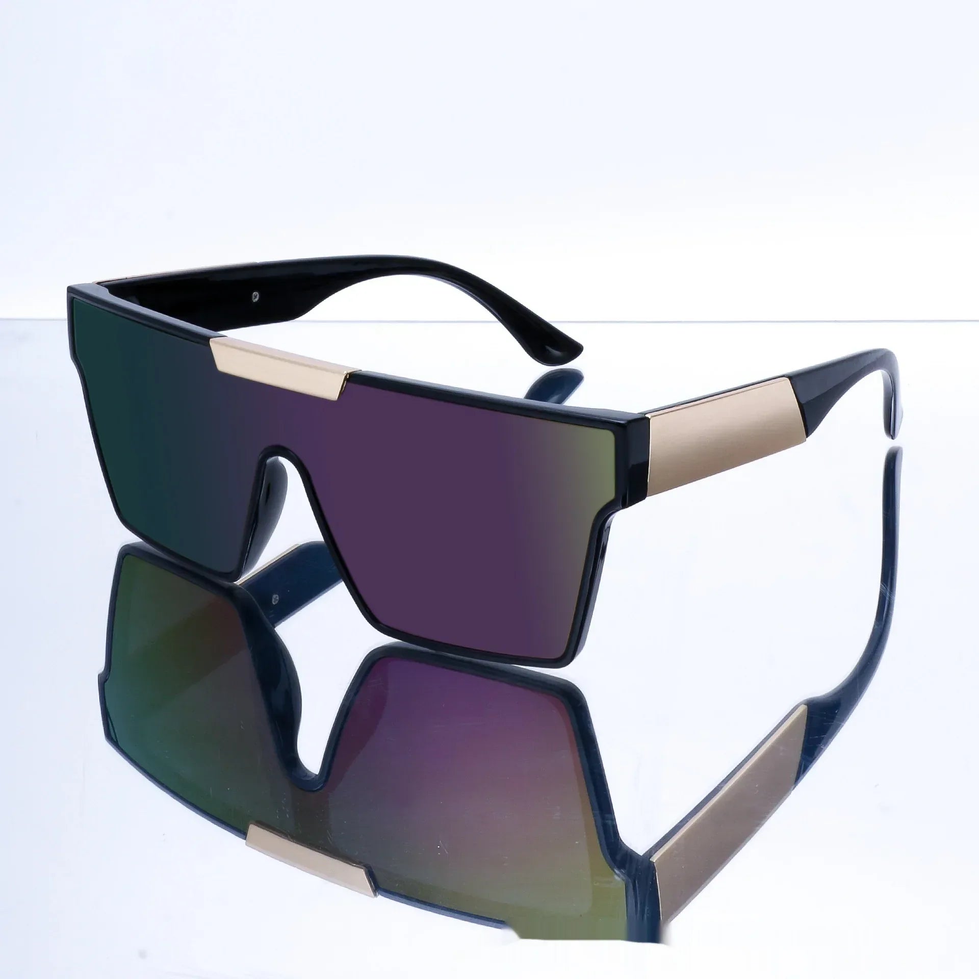 Sleek Stylish Sunglasses - Viexta