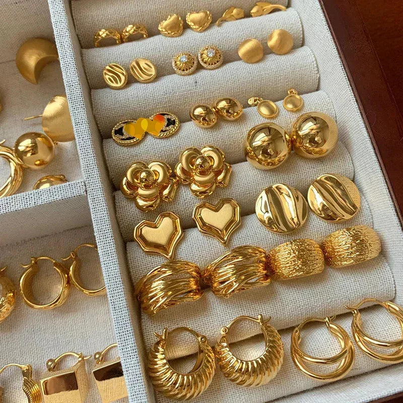 18k-retro-hong-kong-elegant-ear-studs - Viexta