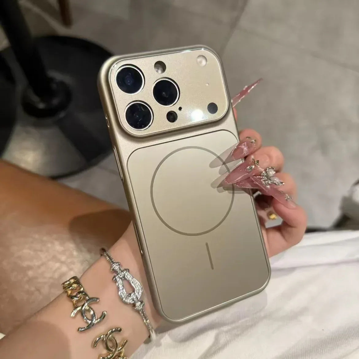 Solid Color All-inclusive Magnetic iPhone Case - Viexta