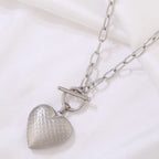 Stainless Steel Open Hollow Pattern Heart-shaped Necklace - Viexta