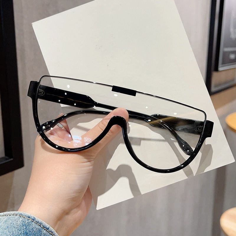 Large frame integrated lenses sunglasses