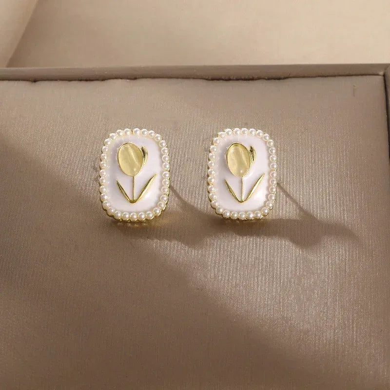 French Tulip Cat's Eye Stone Earrings - Viexta