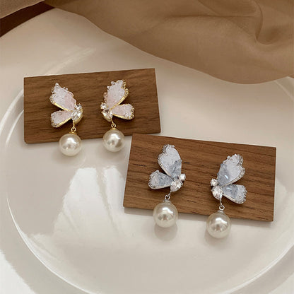 Butterfly Pearl Earrings With Rhinestones