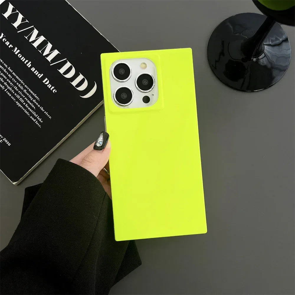 black-chessboard-grid-iphone-case - Viexta