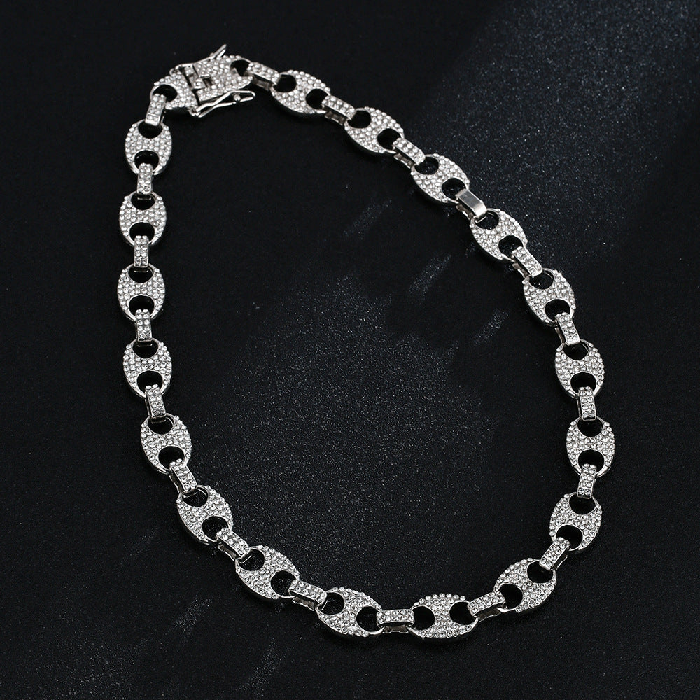 diamond-inlaid-necklace