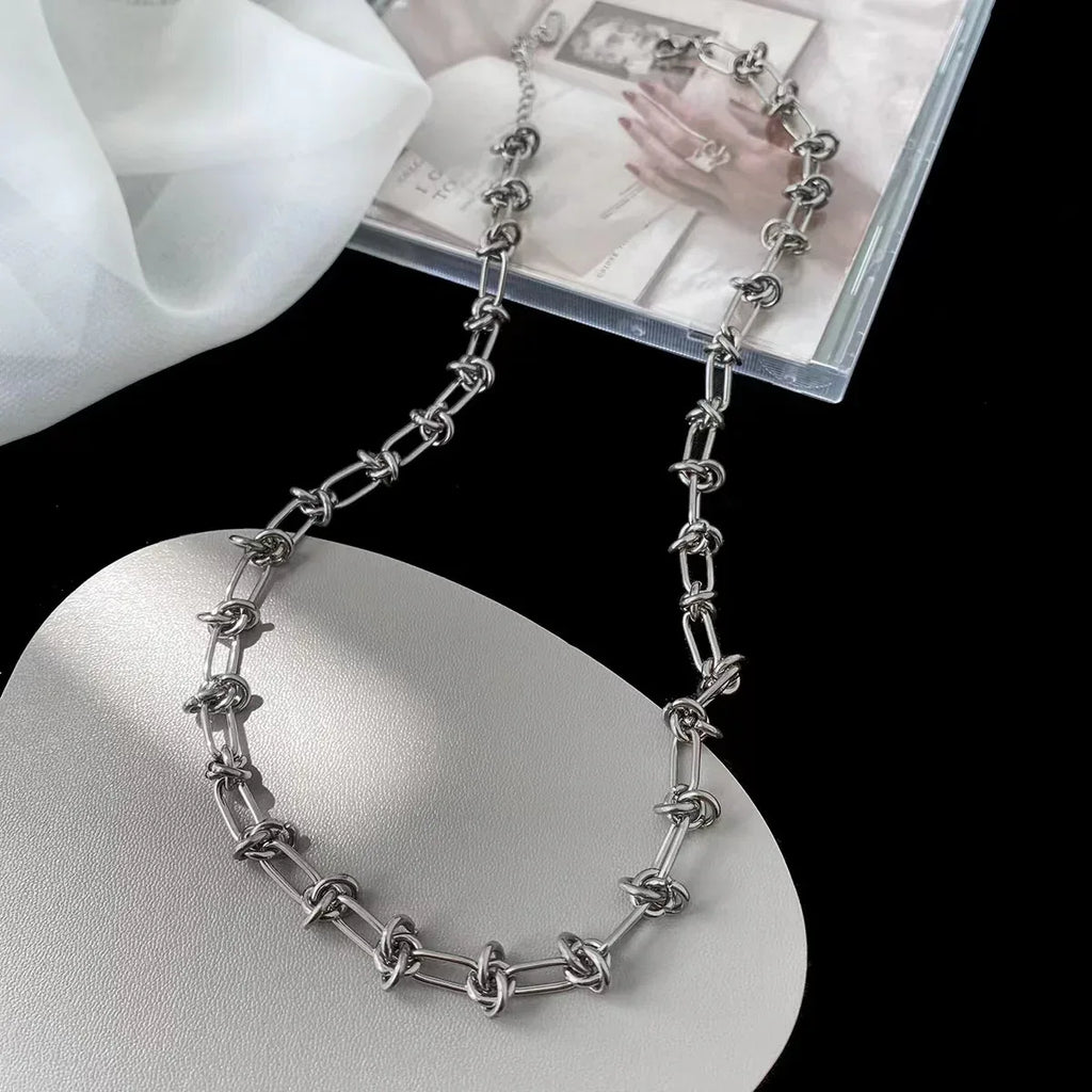 Street Style Knot Pure Necklace - Viexta