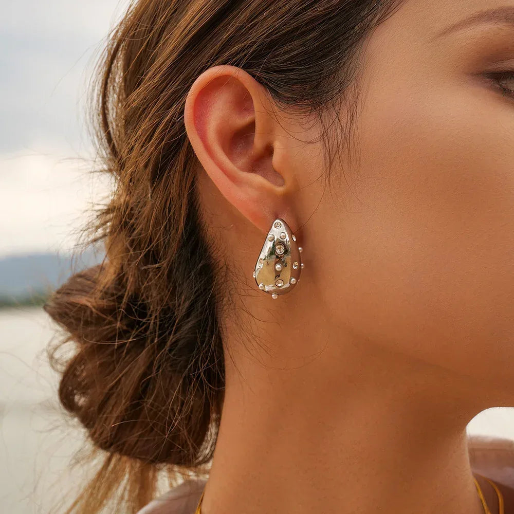 18k-gold-chubby-water-drop-titanium-steel-earrings - Viexta