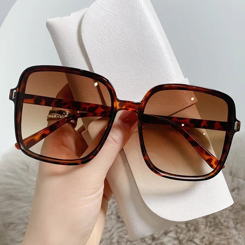 Square UV Protection Vintage Sunglasses - Viexta
