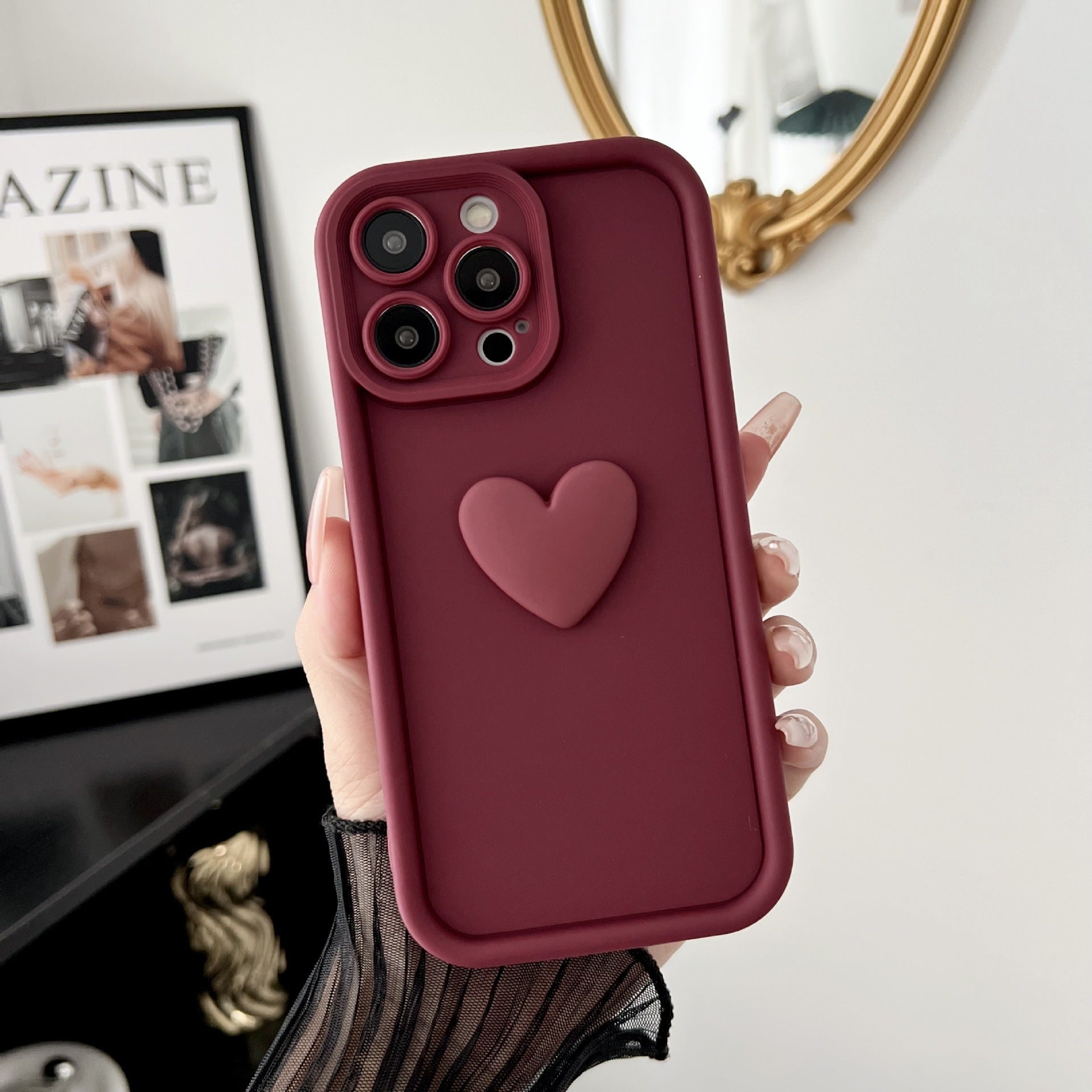 three-dimensional-heart-mobile-iphone-case