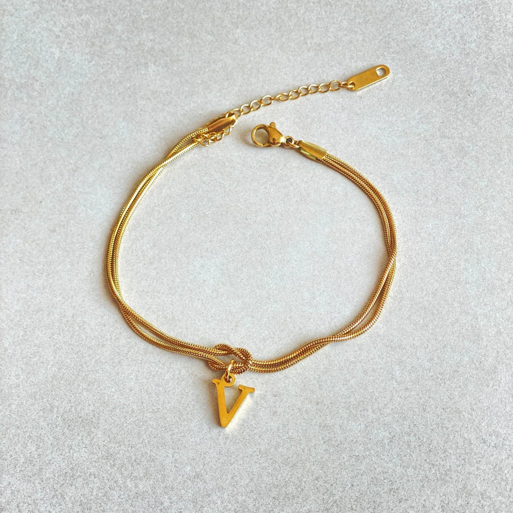 stainless-steel-26-letter-pendant-bracelet - Viexta
