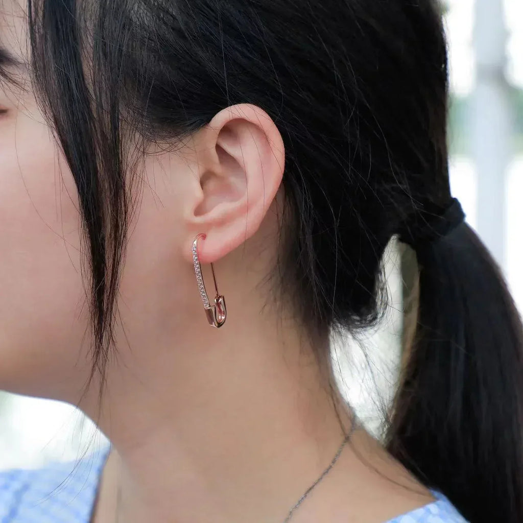 Safety-pin Zircon Earrings - Viexta