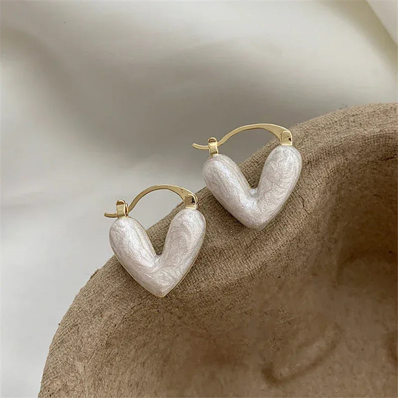 heart-pendant-drop-earrings - Viexta